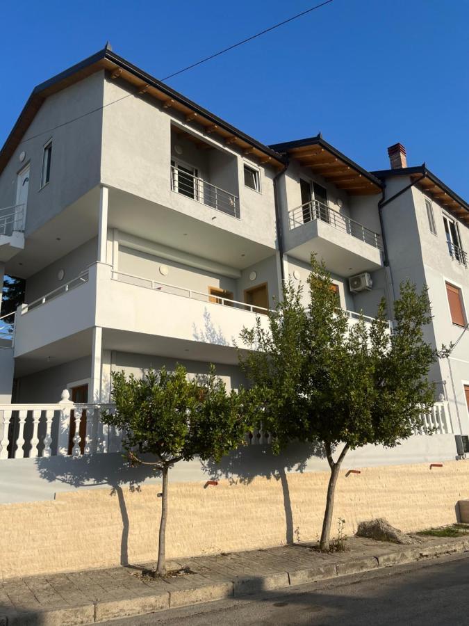 Villa Yseni 奥里库姆 外观 照片